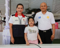 รองผู้ว่าฯ สุราษฎร์ธานี เปิดร้านนาวากาชาดคืนที่ 9 ประชาชน-นั ... พารามิเตอร์รูปภาพ 6