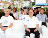 รองผู้ว่าราชการจังหวัดสุราษฎร์ธานี เป็นประธานรับชมการแสดงสมโ ... พารามิเตอร์รูปภาพ 18