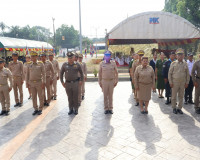 รองผู้ว่าฯ สุราษฎร์ธานี ร่วมพิธีวางพวงมาลาและบำเพ็ญกุศลเนื่อ ... พารามิเตอร์รูปภาพ 5