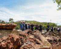 ผู้ว่าฯ สุราษฎร์ธานี ลงพื้นที่ติดตามความก้าวหน้าโครงการพัฒนา ... พารามิเตอร์รูปภาพ 7