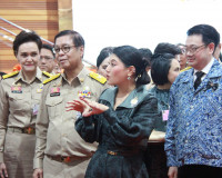 สมเด็จพระเจ้าลูกเธอ เจ้าฟ้าสิริวัณณวรี นารีรัตนราชกัญญา เสด็ ... พารามิเตอร์รูปภาพ 46