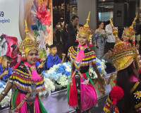 จังหวัดสุราษฎร์ธานีต้อนรับมหกรรม “หม่อนไหมดี 4 ภาค” สืบสานภู ... พารามิเตอร์รูปภาพ 6