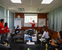 รองผู้ว่าราชการจังหวัดสุราษฎร์ธานี ลงพื้นที่ตรวจสอบคลังน้ำมั ... พารามิเตอร์รูปภาพ 4