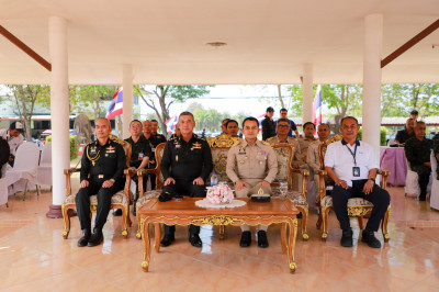 มณฑลทหารบกที่ 45 จัดโครงการ “ราษฎร์ รัฐ ร่วมใจ ช่วยภัยแล้ง”  ... พารามิเตอร์รูปภาพ 1