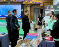 รองผู้ว่าราชการจังหวัดฯ เป็นประธานในพิธีเปิดโครงการมหกรรมการ ... พารามิเตอร์รูปภาพ 4