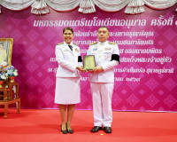 ผู้ว่าฯ สุราษฎร์ธานี เป็นประธานมอบรางวัล “เพชรแห่งแผ่นดิน” ค ... พารามิเตอร์รูปภาพ 36