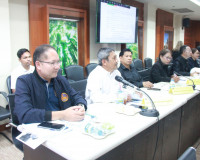 สุราษฎร์ธานีบูรณาการหน่วยงานภาครัฐเอกชนร่วมขับเคลื่อนการแก้ไ ... พารามิเตอร์รูปภาพ 9