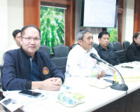 สุราษฎร์ธานีบูรณาการหน่วยงานภาครัฐเอกชนร่วมขับเคลื่อนการแก้ไ ... พารามิเตอร์รูปภาพ 13