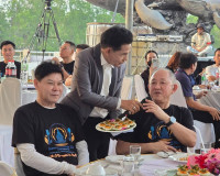 สุราษฎร์ธานีเปิดงาน “สุราษฎร์ฟู้ดแฟร์ 2026” ชูอัตลักษณ์อาหาร ... พารามิเตอร์รูปภาพ 8