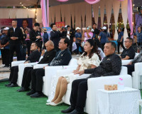 โครงการเสริมสร้างศักยภาพสตรีสุราษฎร์ธานี มอบรางวัลสตรีดีเด่น ... พารามิเตอร์รูปภาพ 3