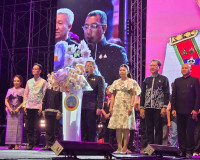 โครงการเสริมสร้างศักยภาพสตรีสุราษฎร์ธานี มอบรางวัลสตรีดีเด่น ... พารามิเตอร์รูปภาพ 32