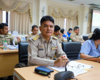 สุราษฎร์ธานีประชุมศูนย์อำนวยการความปลอดภัยทางถนนจังหวัด เร่ง ... พารามิเตอร์รูปภาพ 9
