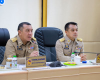 สุราษฎร์ธานีประชุมศูนย์อำนวยการความปลอดภัยทางถนนจังหวัด เร่ง ... พารามิเตอร์รูปภาพ 15