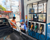 ผวจ.สุราษฎร์ธานียืนยันน้ำมันเชื้อเพลิงเพียงพอ ขอประชาชนอย่าต ... พารามิเตอร์รูปภาพ 11