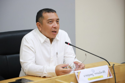 ผู้ว่าฯ สุราษฎร์ธานี ประชุมคณะกรรมการมูลนิธิส่งเสริมศาลหลักเ ... พารามิเตอร์รูปภาพ 1