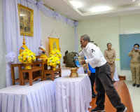 จังหวัดสุราษฎร์ธานี มอบสิ่งของพระราชทาน ช่วยเหลือผู้ประสบอัค ... พารามิเตอร์รูปภาพ 2