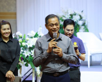 ผู้ว่าฯ สุราษฎร์ธานี พบสื่อมวลชน ร่วมนำเสนอทิศทางขับเคลื่อนจ ... พารามิเตอร์รูปภาพ 2