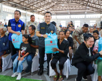 สุราษฎร์ธานีลงพื้นที่บ้านนาสาร ขับเคลื่อน “บำบัดทุกข์ บำรุงส ... พารามิเตอร์รูปภาพ 42