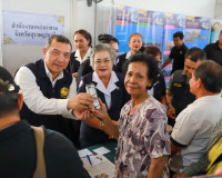 สุราษฎร์ธานีลงพื้นที่บ้านนาสาร ขับเคลื่อน “บำบัดทุกข์ บำรุงส ... พารามิเตอร์รูปภาพ 49