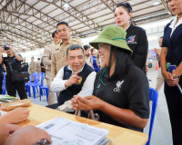 สุราษฎร์ธานีลงพื้นที่บ้านนาสาร ขับเคลื่อน “บำบัดทุกข์ บำรุงส ... พารามิเตอร์รูปภาพ 87