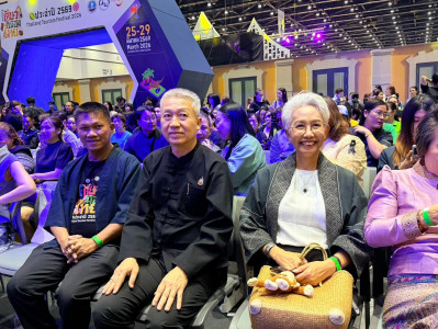 รองผู้ว่าราชการจังหวัดสุราษฎร์ธานี ร่วมพิธีเปิด “เทศกาลเที่ย ... พารามิเตอร์รูปภาพ 1