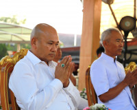 พ่อเมืองสุราษฎร์ธานี นำชาวจังหวัดสุราษฎร์ธานีร่วมพิธีบวงสรวง ... พารามิเตอร์รูปภาพ 7