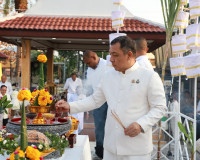 พ่อเมืองสุราษฎร์ธานี นำชาวจังหวัดสุราษฎร์ธานีร่วมพิธีบวงสรวง ... พารามิเตอร์รูปภาพ 8