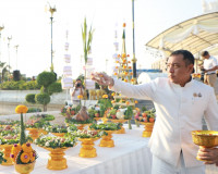 พ่อเมืองสุราษฎร์ธานี นำชาวจังหวัดสุราษฎร์ธานีร่วมพิธีบวงสรวง ... พารามิเตอร์รูปภาพ 12