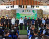 ผู้ว่าฯ สุราษฎร์ นำทีมลุยฟื้นฟูพลังใจ บำบัด–ฝึกอาชีพ คืนคนดี ... พารามิเตอร์รูปภาพ 4