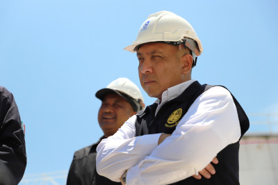 ผู้ว่าฯ สุราษฎร์ธานี ลงพื้นที่ตรวจคลังน้ำมันในจังหวัด สร้างค ... พารามิเตอร์รูปภาพ 1