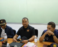 ผู้ว่าฯ สุราษฎร์ธานี ลงพื้นที่ตรวจคลังน้ำมันในจังหวัด สร้างค ... พารามิเตอร์รูปภาพ 34