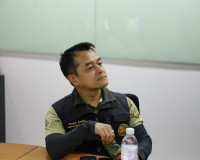 ผู้ว่าฯ สุราษฎร์ธานี ลงพื้นที่ตรวจคลังน้ำมันในจังหวัด สร้างค ... พารามิเตอร์รูปภาพ 43