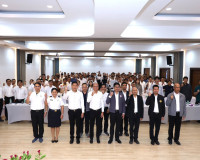 รองผู้ว่าราชการจังหวัดสุราษฎร์ธานี กล่าวต้อนรับในพิธีเปิดการ ... พารามิเตอร์รูปภาพ 7