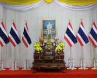 สุราษฎร์ธานีเชิดชูเกียรติผู้เสียสละ มอบ “เข็มอาสารักษาดินแดน ... พารามิเตอร์รูปภาพ 10