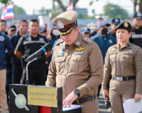 สุราษฎร์ธานี ปล่อยแถวระดมกวาดล้างอาชญากรรม รับสงกรานต์ 2569  ... พารามิเตอร์รูปภาพ 13