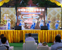 สุราษฎร์ธานี จัดพิธีเฉลิมฉลองไฟพระฤกษ์ การแข่งขันกีฬาเยาวชนแ ... พารามิเตอร์รูปภาพ 7