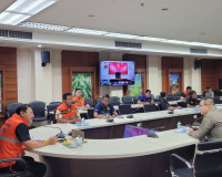 จังหวัดสุราษฎร์ธานี ประชุมคณะกรรมการศูนย์ปฏิบัติการป้องกันแล ... พารามิเตอร์รูปภาพ 2