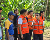 รองผู้ว่าฯ สุราษฎร์ธานี ลงพื้นที่เร่งแก้ภัยแล้งบ้านตาขุน เดิ ... พารามิเตอร์รูปภาพ 10