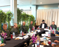 แม่ทัพภาคที่ 4 นำคณะลงพื้นที่สมุยและพะงัน ตรวจเยี่ยมและติดตา ... พารามิเตอร์รูปภาพ 9