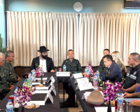 แม่ทัพภาคที่ 4 นำคณะลงพื้นที่สมุยและพะงัน ตรวจเยี่ยมและติดตา ... พารามิเตอร์รูปภาพ 16