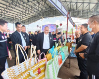 จังหวัดสุราษฎร์ธานีเดินหน้า “ศูนย์ร่วมสุข” พื้นที่นำร่องเทศบ ... พารามิเตอร์รูปภาพ 11