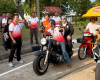 ผู้ว่าฯ สุราษฎร์ธานีห่วงใยผู้ใช้รถใช้ถนน โชว์สวมหมวกกันน็อคน ... พารามิเตอร์รูปภาพ 4