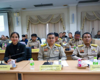 สุราษฎร์ธานีประชุมคณะกรรมการรักษาความมั่นคงฯ บูรณาการทุกหน่ว ... พารามิเตอร์รูปภาพ 7