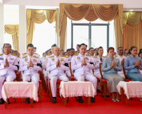 รองผู้ว่าราชการจังหวัดสุราษฎร์ธานี เป็นประธานในพิธีเจริญพระพ ... พารามิเตอร์รูปภาพ 6