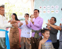 รองผู้ว่าราชการจังหวัดฯ เป็นประธานในกิจกรรมทดสอบตลาด ภายใต้โ ... พารามิเตอร์รูปภาพ 4
