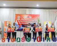 ผู้ว่าฯ สุราษฎร์ธานีเลี้ยงอาหารกลางวันพร้อมให้กำลังใจนักกีฬา ... พารามิเตอร์รูปภาพ 30