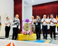 รองผู้ว่าราชการจังหวัดสุราษฎร์ธานี เป็นประธานเปิดการแข่งขันก ... พารามิเตอร์รูปภาพ 5