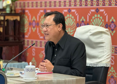 รองผู้ว่าราชการจังหวัดฯ เป็นประธานการประชุม คณะกรรมการรับรอง ... พารามิเตอร์รูปภาพ 1