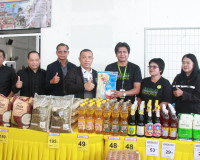 สุราษฎร์ธานีเดินหน้าขับเคลื่อนโยบายรัฐบาลจัดกิจกรรมเปิดตัว ( ... พารามิเตอร์รูปภาพ 32
