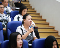 ผู้ว่าราชการจังหวัดสุราษฎร์ธานี ประชุมหัวหน้าคณะนักกีฬาและผู ... พารามิเตอร์รูปภาพ 13